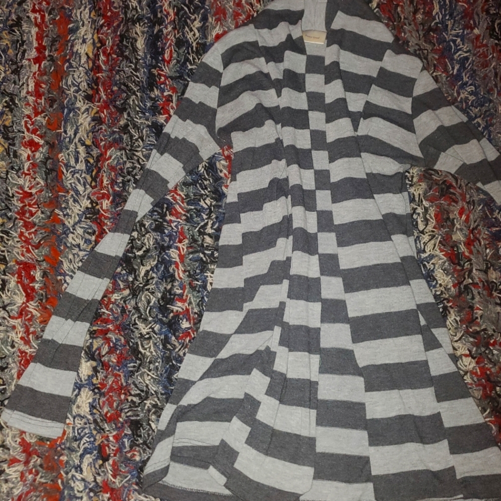 Cardigan - Picture 1 of 1